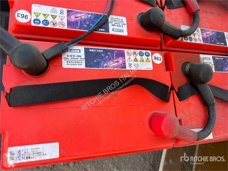 Emelőkosár XCMG XG1012AC Electric Scissor Lift