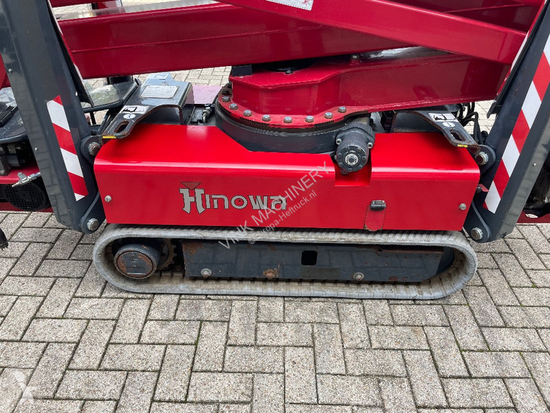 منصة تلسكوبية Hinowa Lightlift 20.10 IIIS