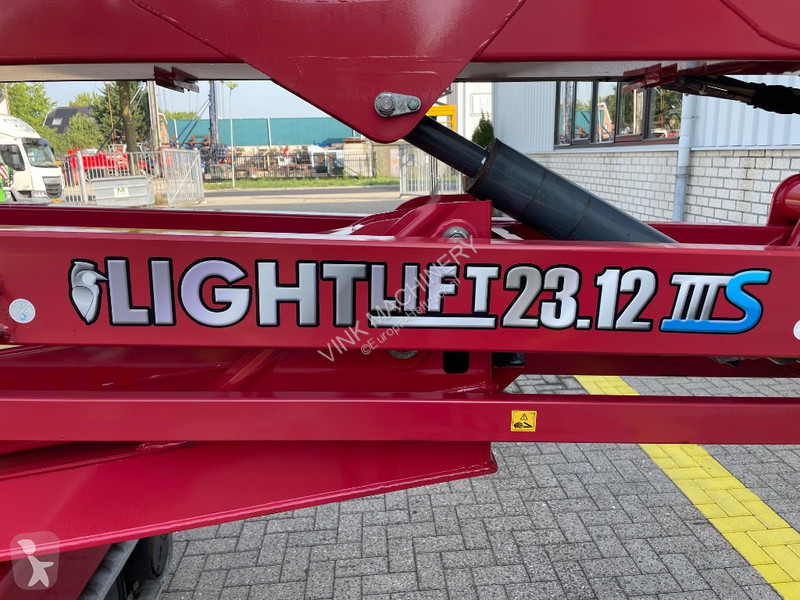 منصة تلسكوبية Hinowa Lightlift 23.12 IIIS