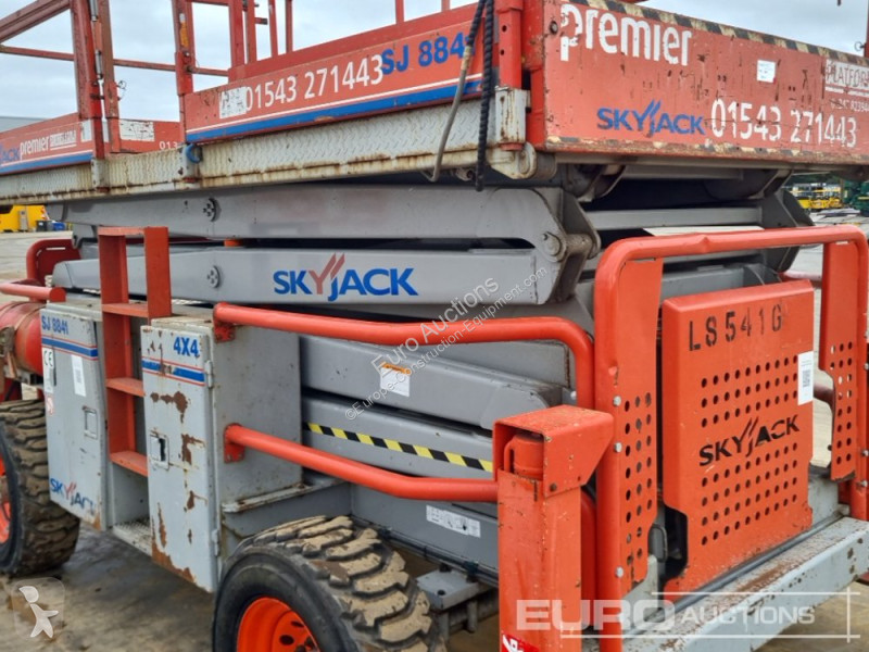 Plataforma  SJ8841