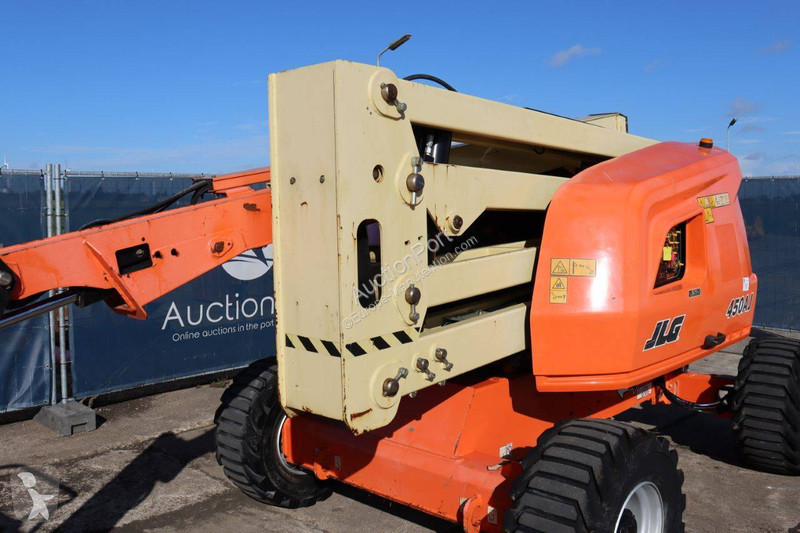 Nacela JLG 450AJ