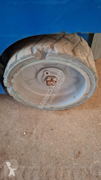 منصة تلسكوبية Genie