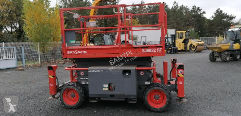 Автовышка Skyjack  SJ 6832 RT