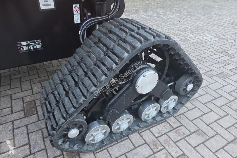 منصة تلسكوبية JLG Quad Tracks Also Available...