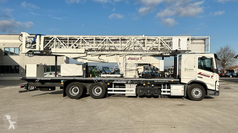 منصة تلسكوبية Volvo FM 11 BARIN 6x4