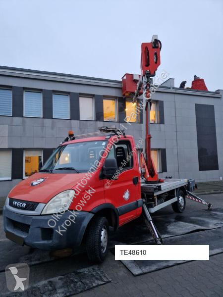 منصة تلسكوبية Iveco MX200