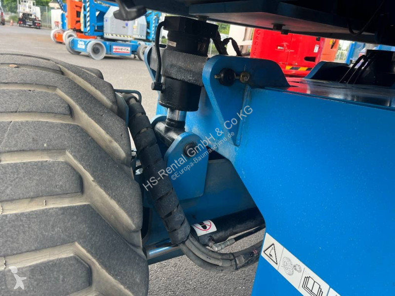 منصة تلسكوبية Genie Z80/60 diesel 4x4x4 26m -...