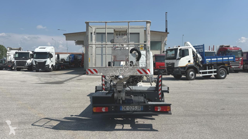 Lift Nissan 35.11 Multitel MX200