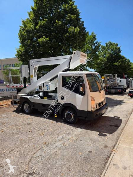منصة تلسكوبية Palfinger P200A