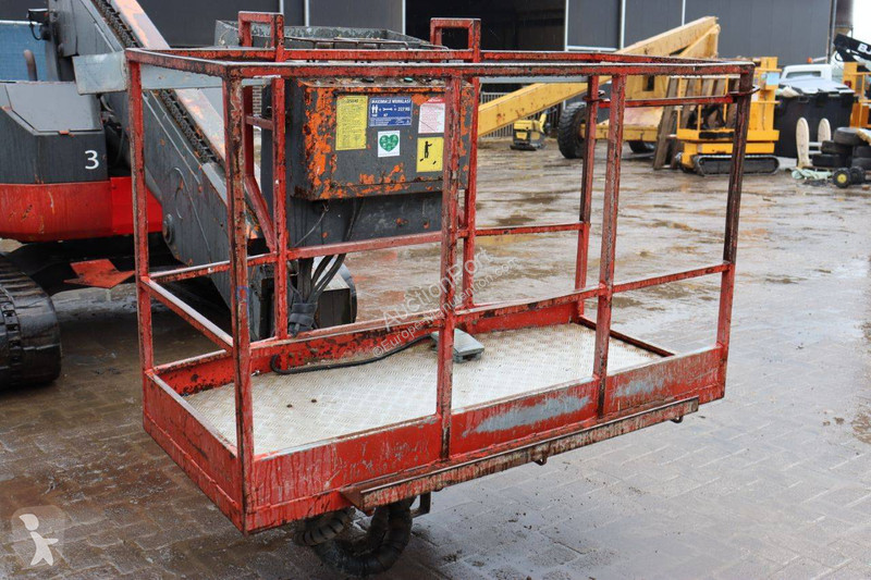 Nacela Hitachi HX99B