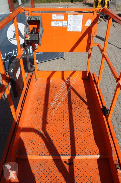 Plataforma elevadora JLG