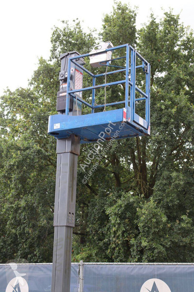 Plataforma elevadora Skyjack SJ12