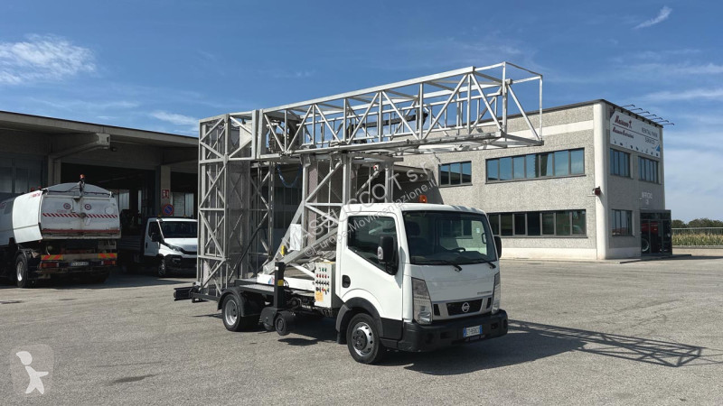 Nacelle Nissan Barin ABC 60-S