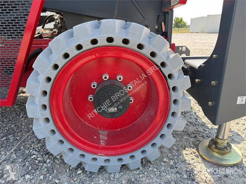 Автовишка Magni DS1523RTP 4x4 Diesel Scissor...