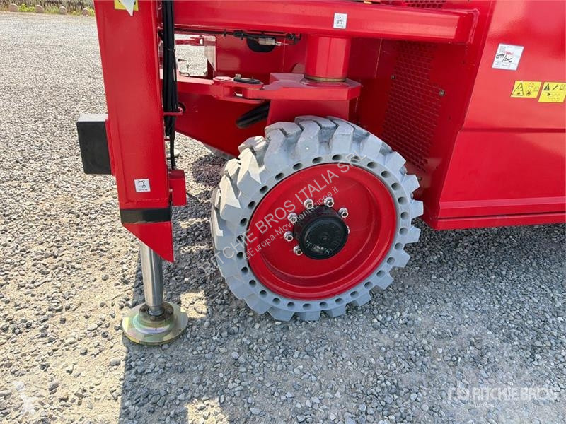 Автовишка Magni 4x4 Electric Scissor Lift (Unused)