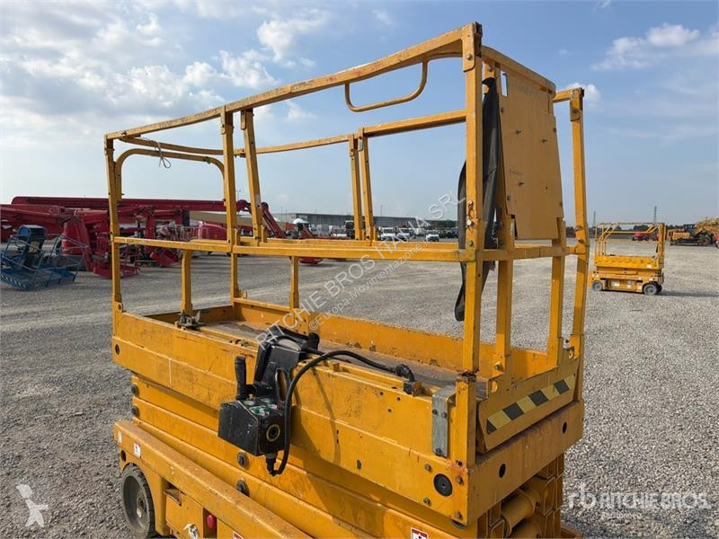 Автовишка Haulotte 10N Electric Scissor Lift