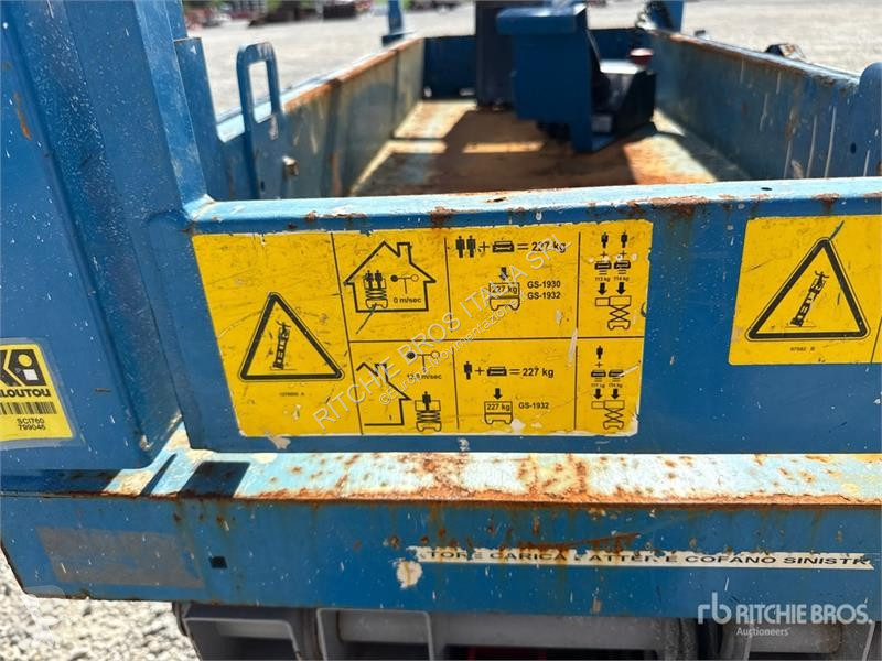 Автовышка Genie Electric Scissor Lift