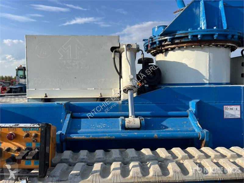 Plataforma elevadora Teupen LEO 36 H Crawler...