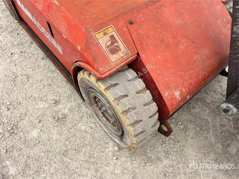 Plataforma elevadora Manitou 105VJR