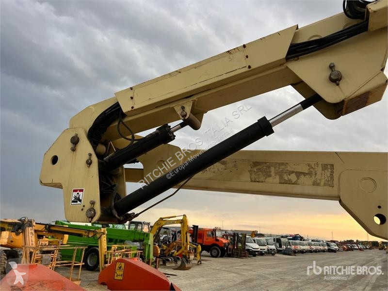 Plataforma elevadora JLG Electric Articulating...