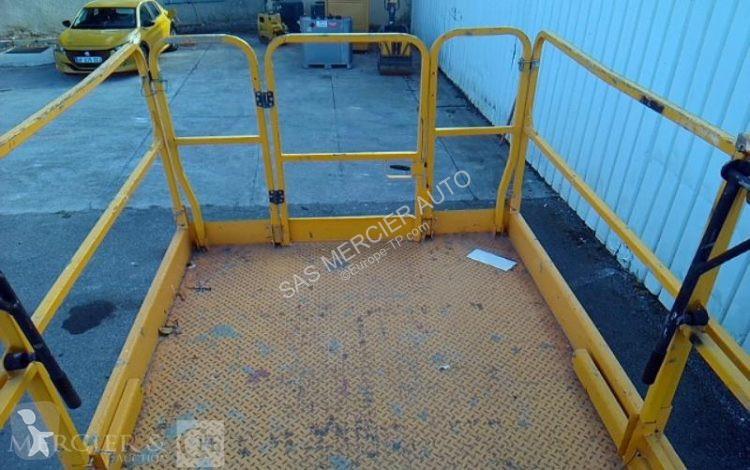 Plataforma elevadora JLG autre