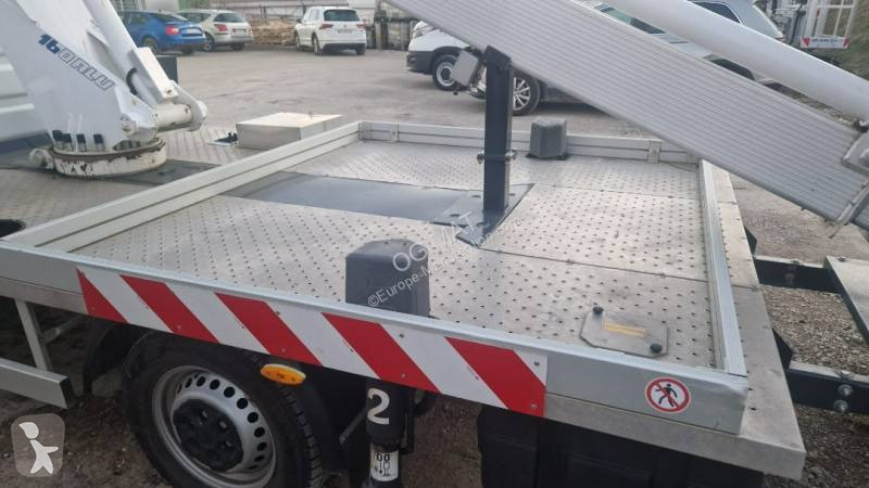 Veicolo commerciale Multitel 160alu