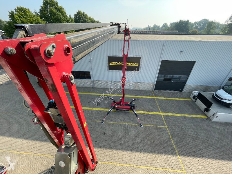 منصة تلسكوبية Hinowa Lightlift 23.12 IIIS