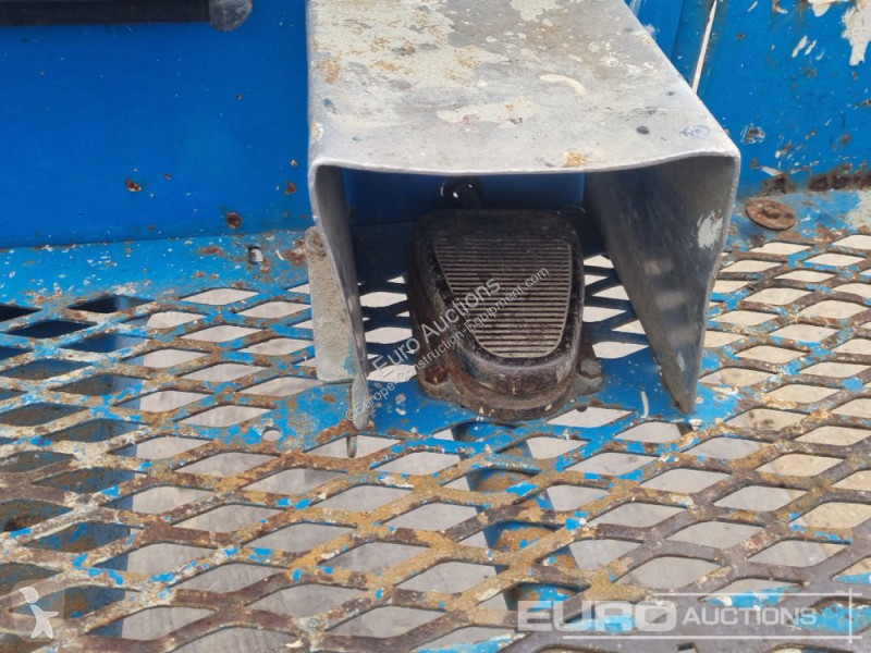 منصة تلسكوبية  Z45/25