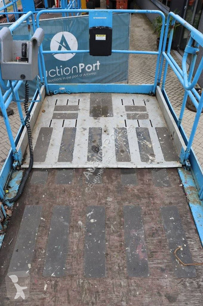 Piattaforma aerea UpRight SL26SL