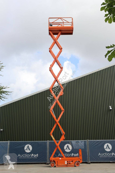 Piattaforma aerea PB PB S140-12EC