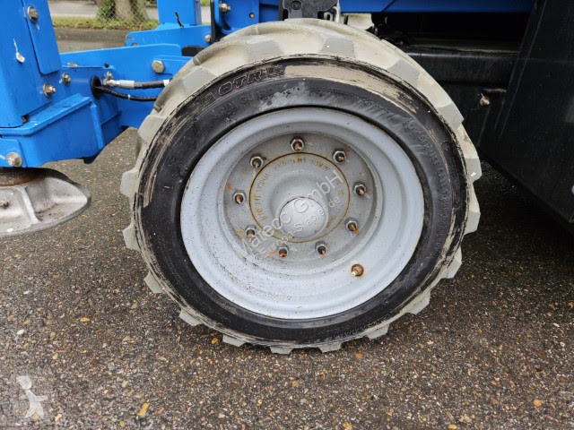 Plataforma elevadora Genie GS-3369 BE