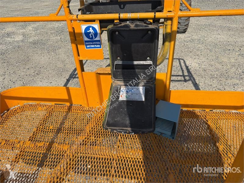 Plataforma elevadora Manitou