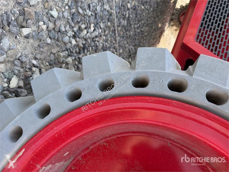 Автовишка Magni DS1523RTP 4x4 Diesel Scissor...