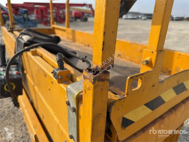 Автовишка Haulotte 10N Electric Scissor Lift