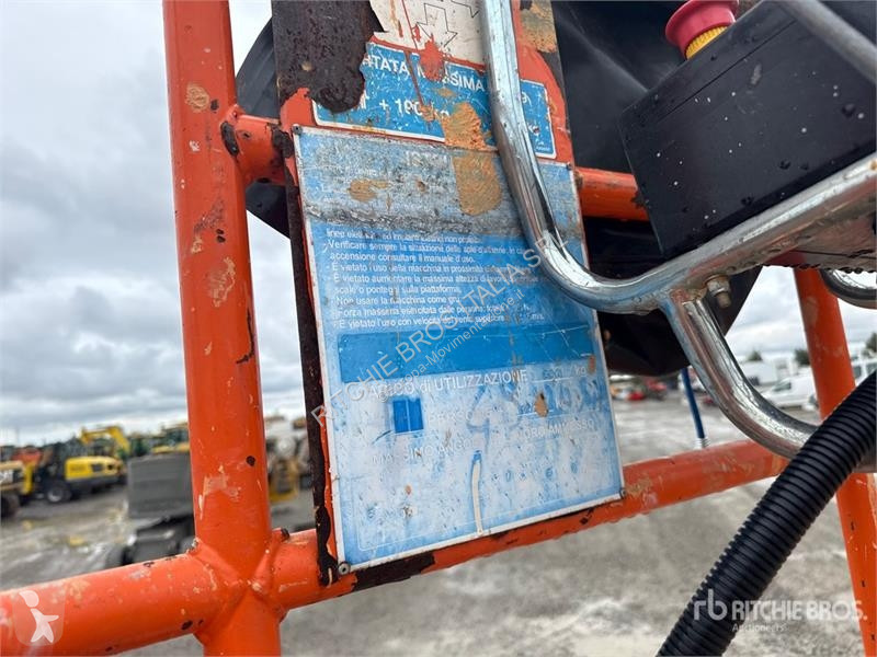 Emelőkosár Iteco IT12180DE Scissor Lift