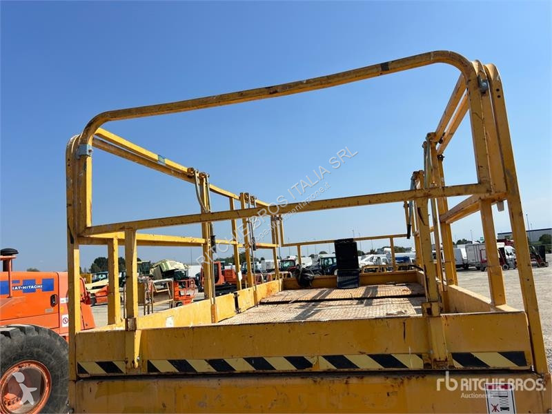 Emelőkosár Haulotte Diesel Scissor Lift
