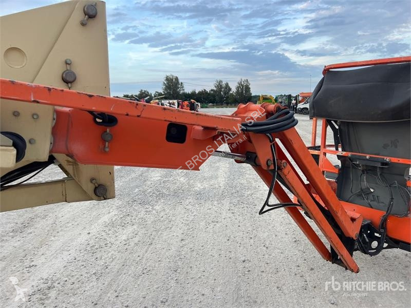 Plataforma elevadora JLG Electric Articulating...