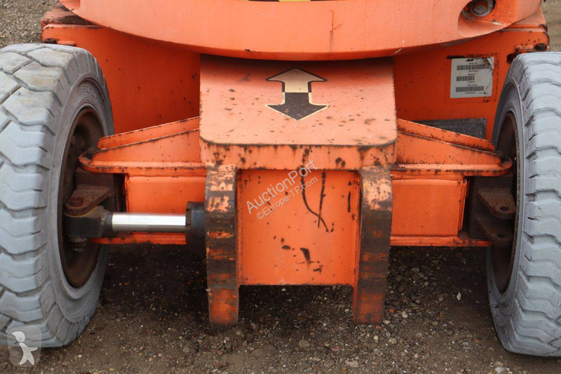 Plataforma elevadora JLG
