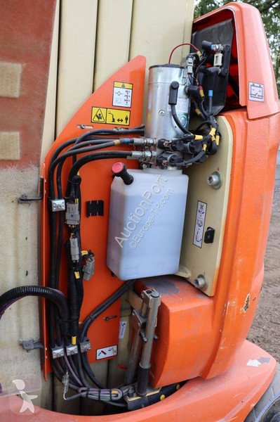 Plataforma elevadora JLG 10E