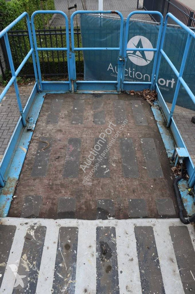Piattaforma aerea UpRight SL26SL