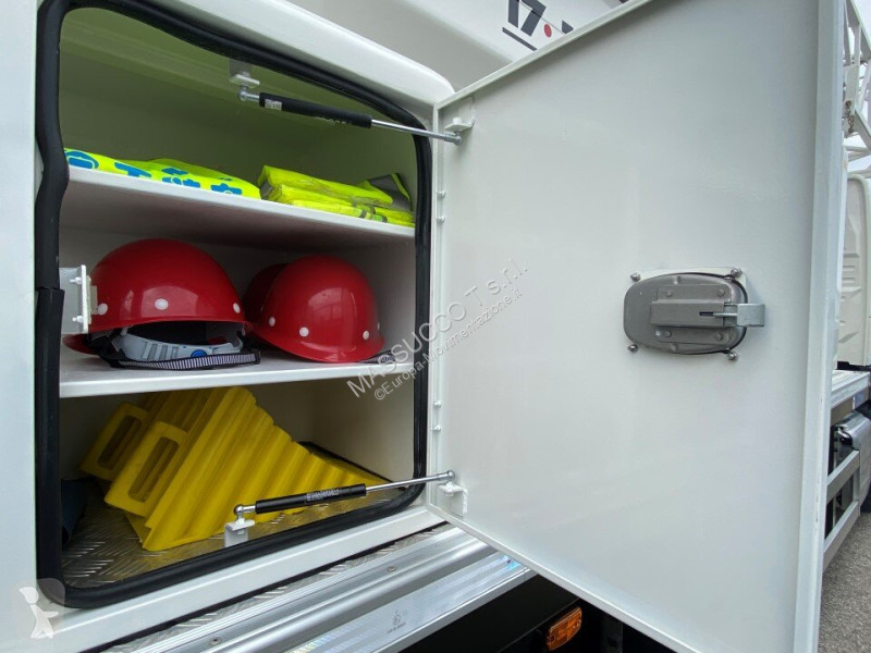 منصة تلسكوبية Volvo FM380 6X4 NEW MODEL