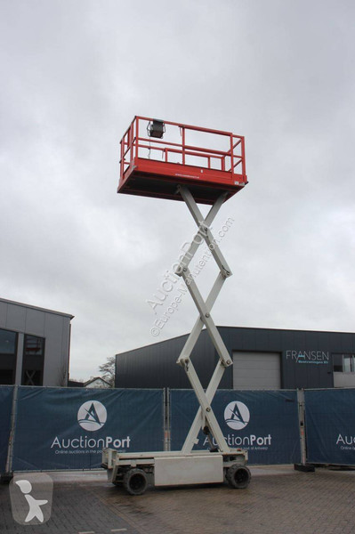 Plataforma elevadora Hollandlift MONOSTAR V-SAEL14