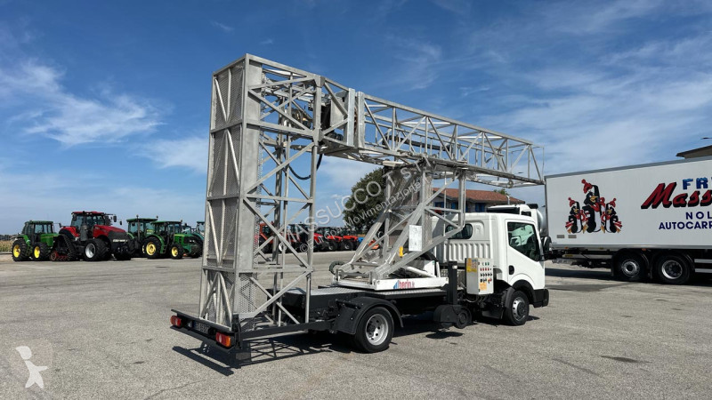 Nacelle Nissan Barin ABC 60-S