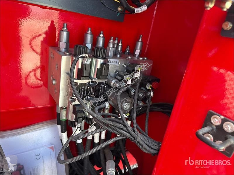 Автовишка Magni ES1823RT.2 4x4 Electric Scissor...