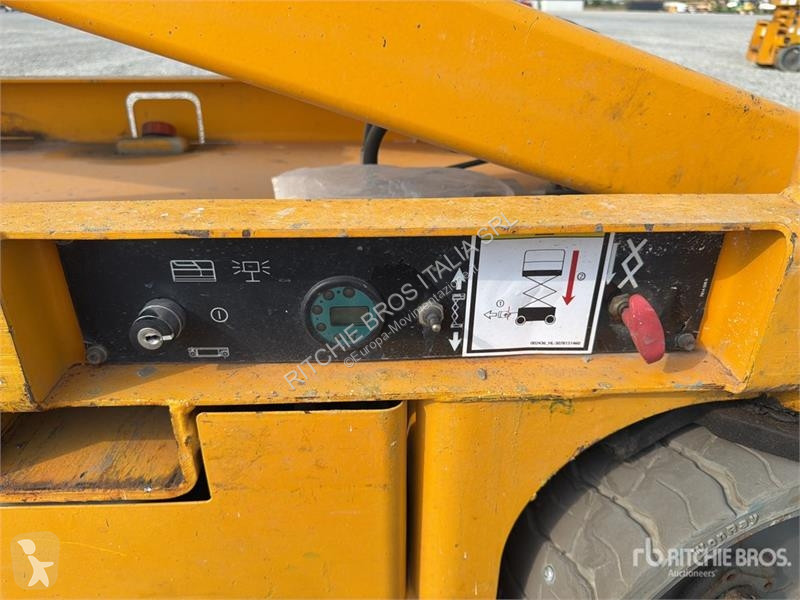 Автовишка Haulotte 10N Electric Scissor Lift