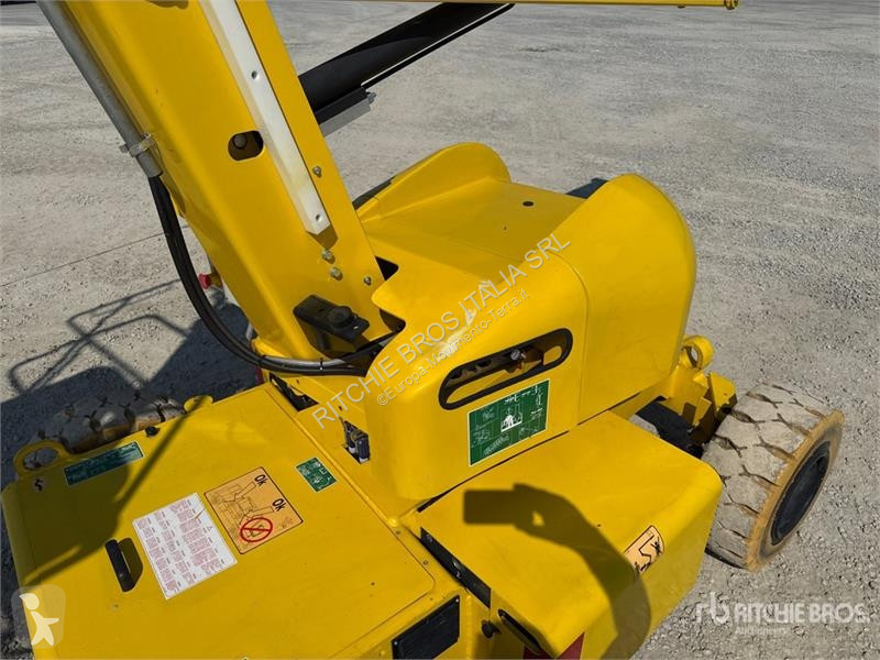 Emelőkosár Airo A12E Electric Articulating Boom...