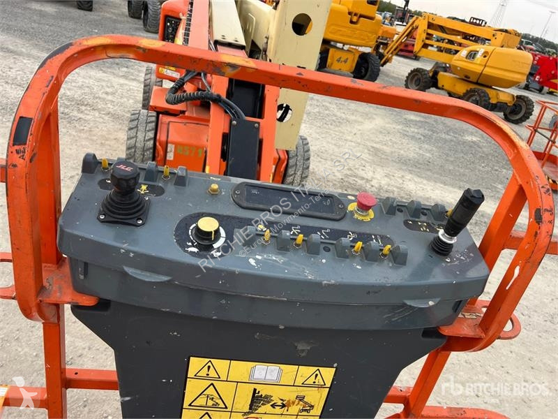 Plataforma elevadora JLG 450AJ  Electric...