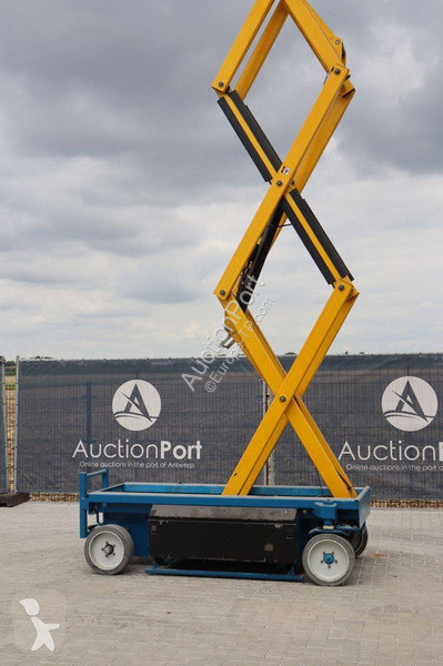 Plataforma elevadora JLG 2046-E