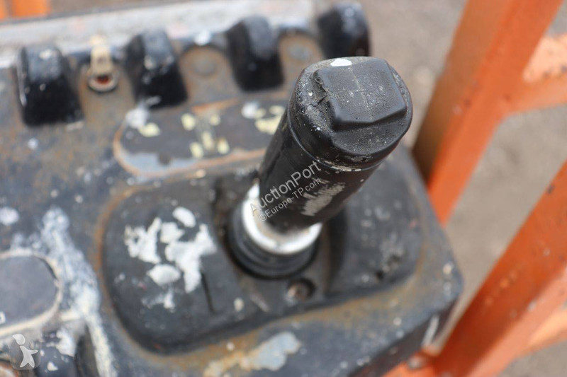 Plataforma elevadora JLG