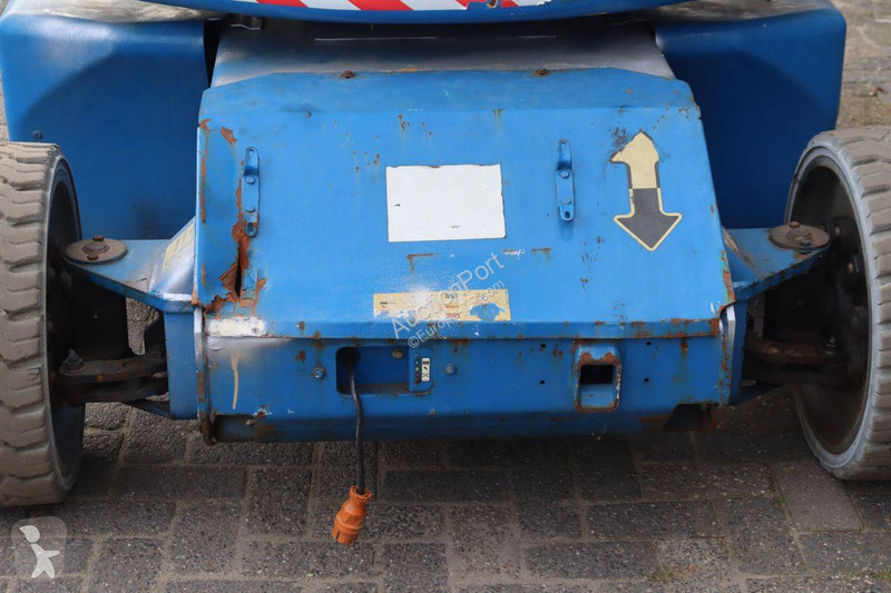 Plataforma elevadora JLG